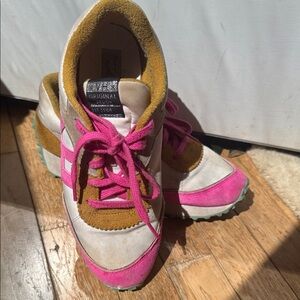 Women’s VINTAGE HAVANA 8.5 Casual Suede-Trim Sneaker in Pink and Mustard